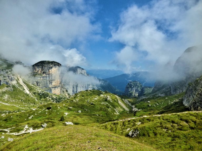 Die besten Wandergebiete in den italienischen Alpen